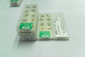 超值進口ZM3GTMH32200RE10 5160775特價原裝NTK小零件切槽刀片